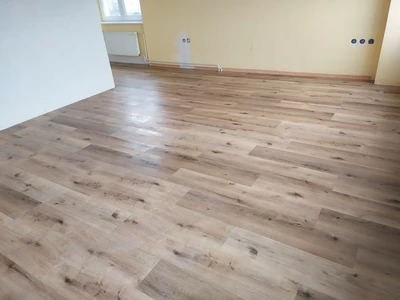 Pokládka a renovace podlah